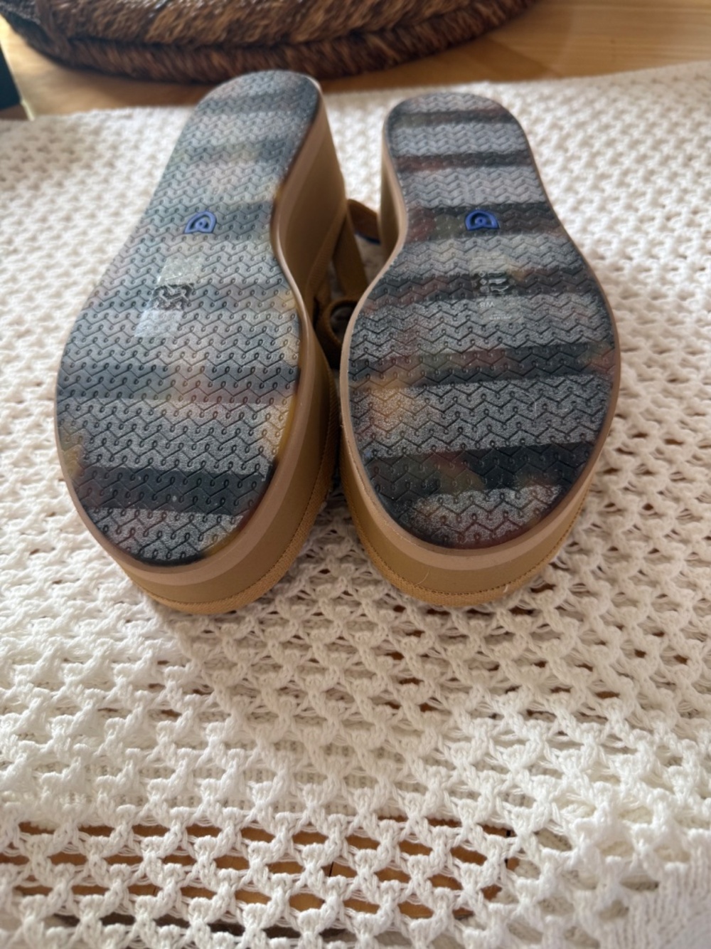 Rothy’s braided platform sandals - Picture 3 of 3